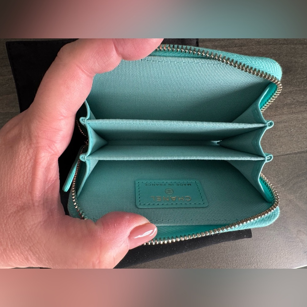Chanel Classic Zipped Coin Purse in Turquoise - New - Picture 5 of 8